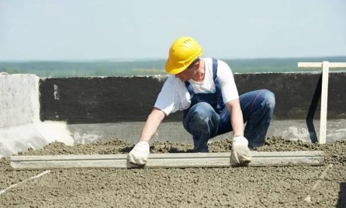 Roof Repairs and Replacements: Working with a Fort Collins Roofing Contractor