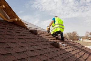 A Guide to Roofing Contractors in Mokena: What to Expect