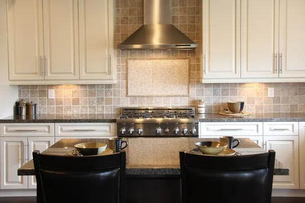 Kitchen Countertops and Cabinets: Irvine Remodeling Trends